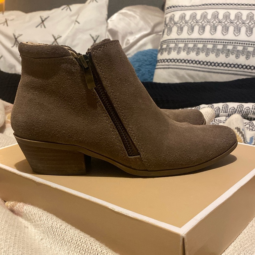 Brown boots